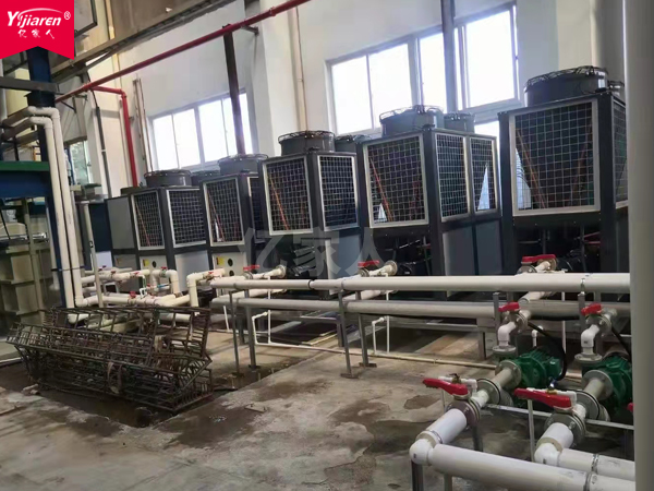 【空氣能高溫機(jī)組】給不銹鋼管道清洗槽加熱