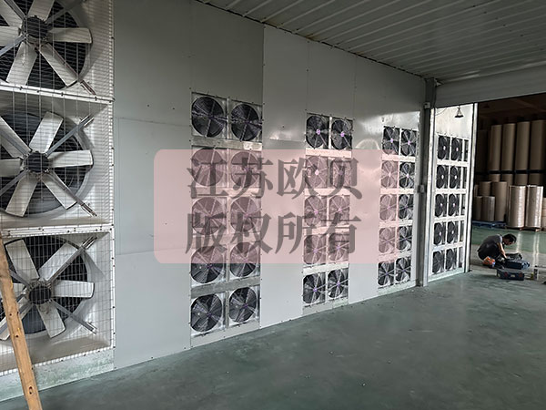 工業空氣能熱泵熱風機給保溫房恒溫節能應用