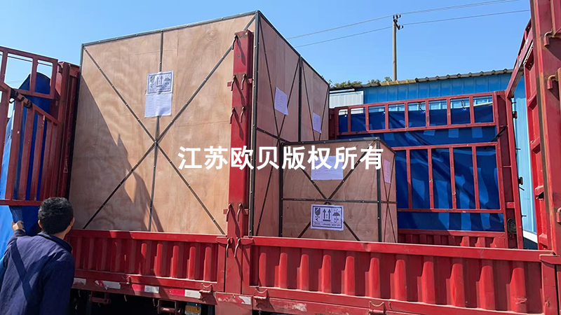 江蘇歐貝工程用空氣能熱泵熱水機組出口印尼：多規格定制化解決方案與太陽能集成優勢